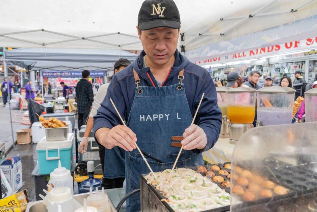 food vendor at melbourne moon fest market at docklands