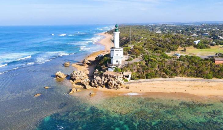 This seaside village 1.5 hours from Melbourne is perfect for a long weekend — with wild ocean scenery and a historic lighthouse