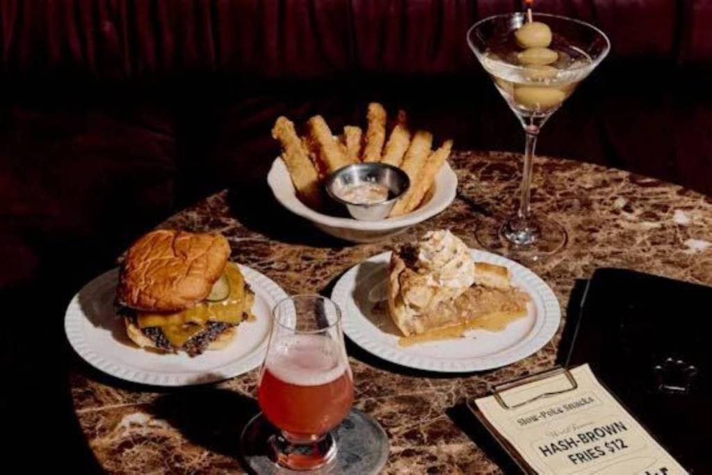 food at three horses bar in melbourne
