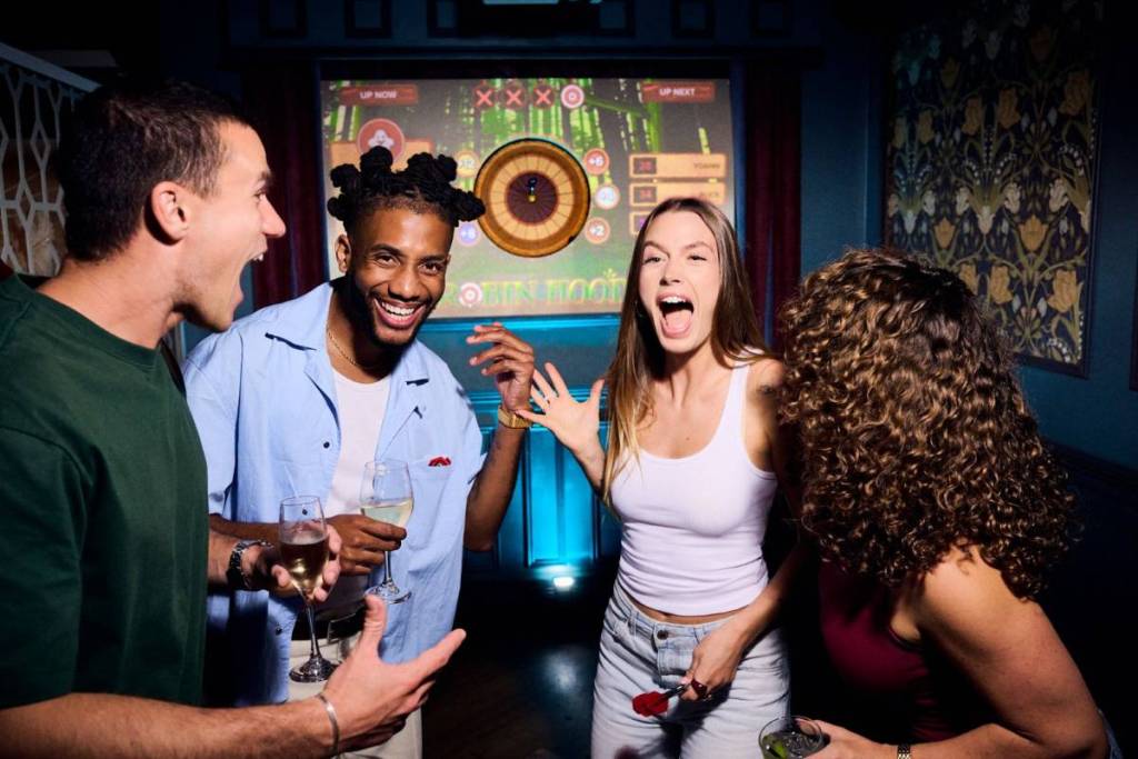 la di darts, new darts social bar in melbourne