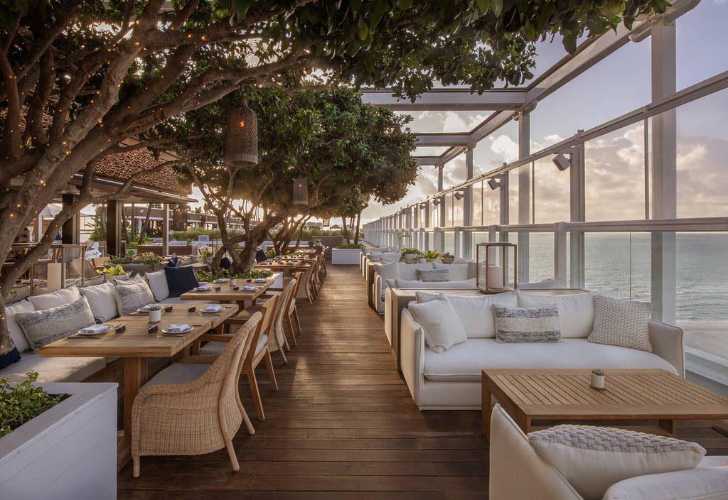 Watr at the 1 Rooftop exterior