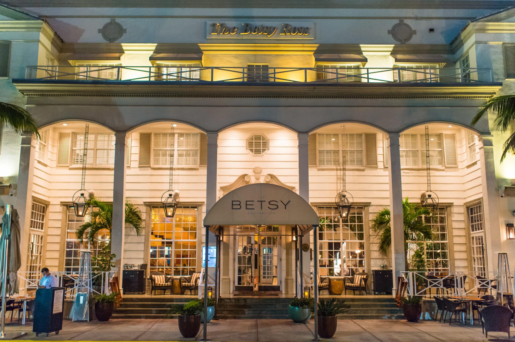 The Betsy Hotel - a home for jazz (and all things artsy) on Miami Beach in the heart of the Art Deco district