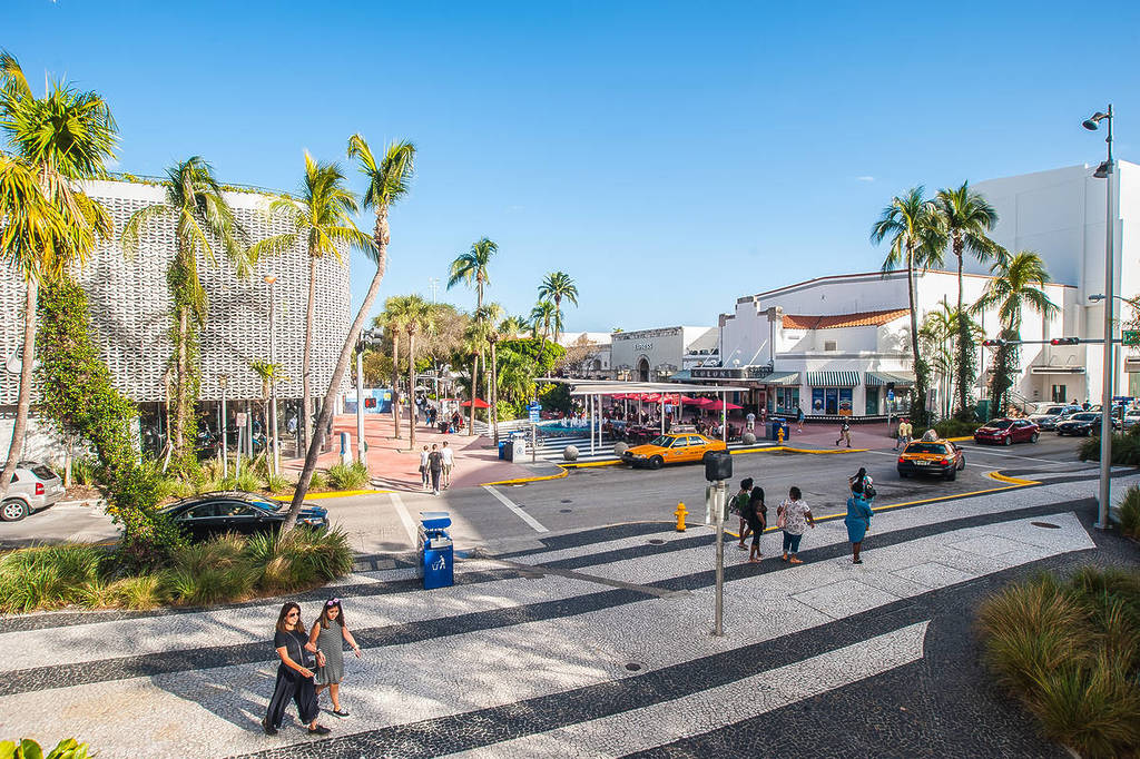 Lincoln Road