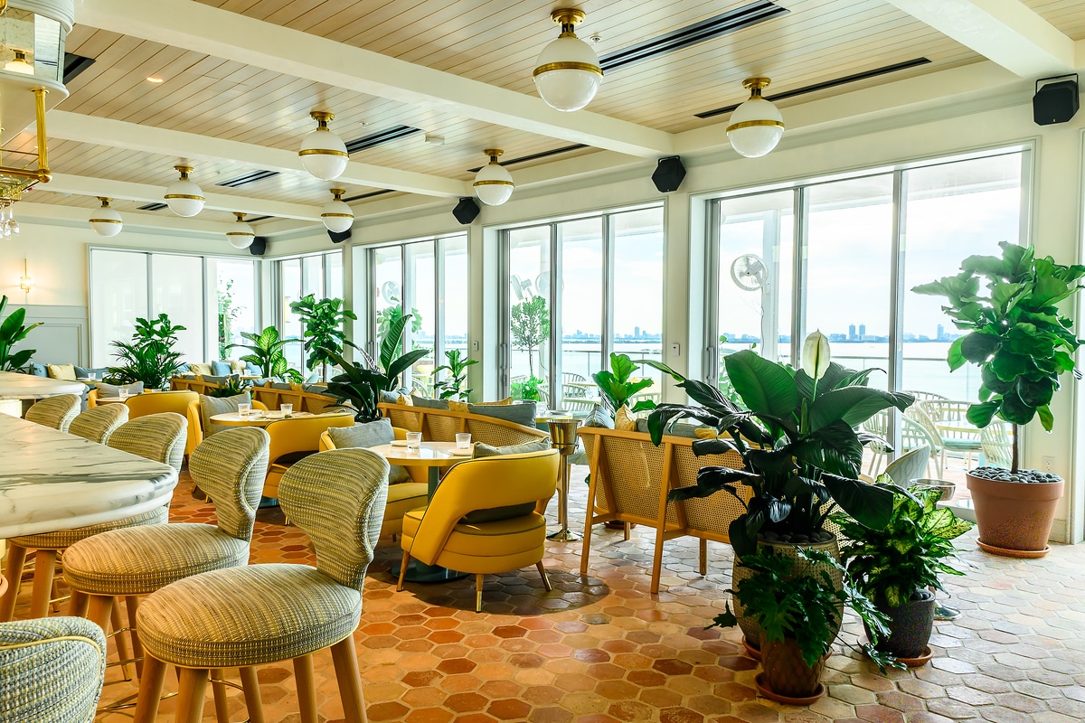 Edgewater's Only Rooftop Bar Is Located Atop This Historic Women's Club