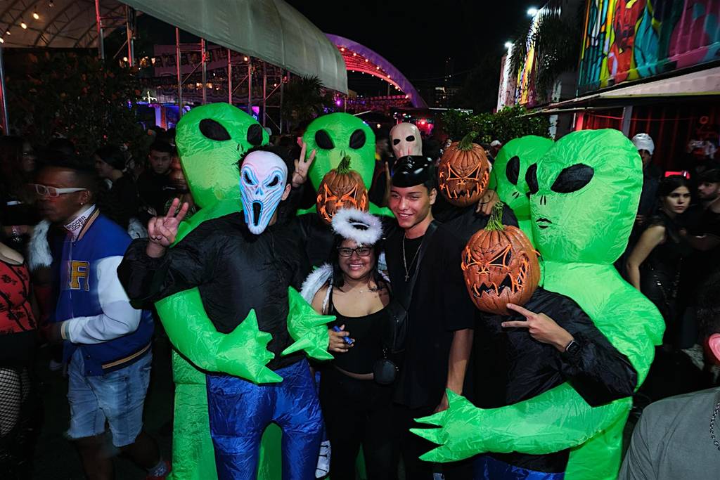 Hocus Pocus Miami Rave 20 Frighteningly Fun Things To Do In Miami This Halloween 2025