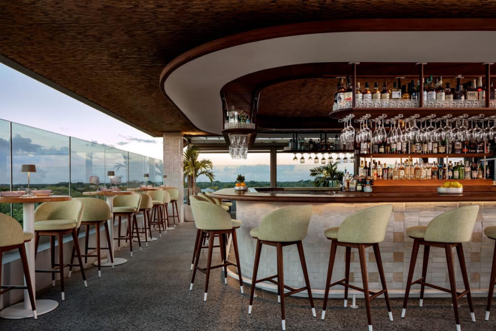12 Elevated Rooftop Bars In Miami To Enjoy A Few Drinks