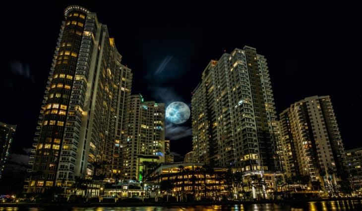 No te pierdas la superluna del castor de noviembre en los cielos de Miami: será la más cercana y brillante que veas en todo el año