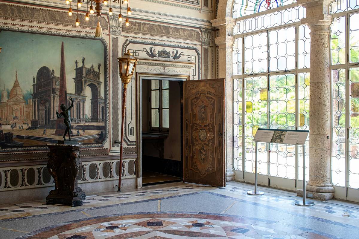 Vizcaya Museum and Gardens interior