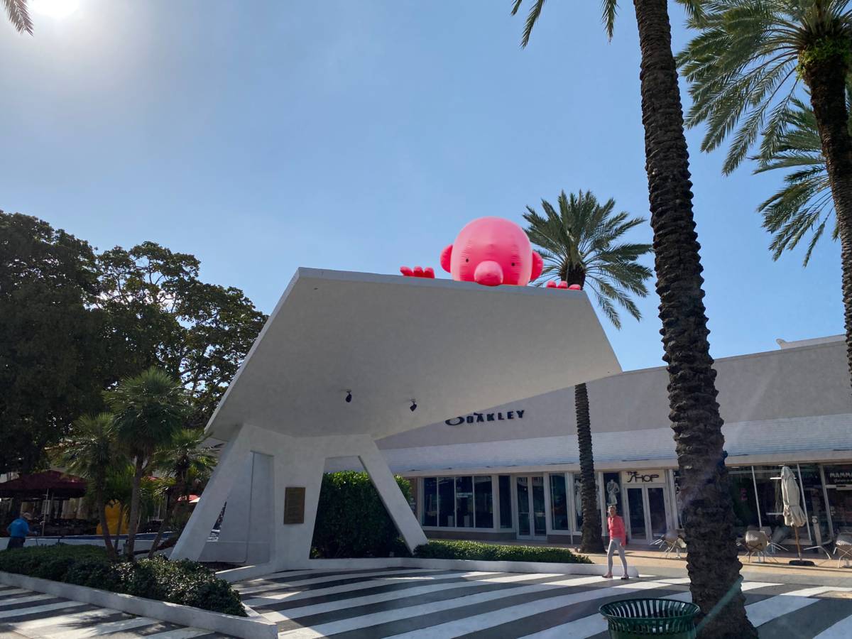 Philippe Katerine’s “Mr. Pink Takes Flight” above Lincoln Road