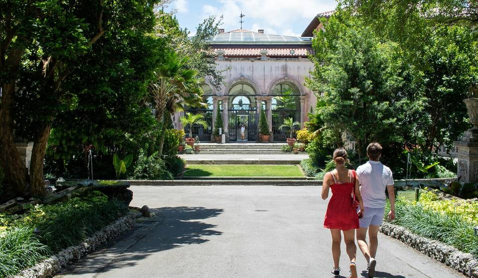 Esta joya histórica de Miami, conocida como el «Castillo Hearst del Este», acaba de ser clasificada como el tercer mejor lugar del mundo para pedir matrimonio.