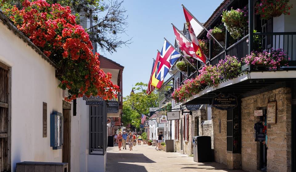 Die &#8222;charmanteste Altstadt&#8220; Amerikas ist nur einen Road Trip von Miami entfernt &#8211; berühmt für ihre spanische Festung aus dem 17. Jahrhundert und ihre Backsteinstraßen