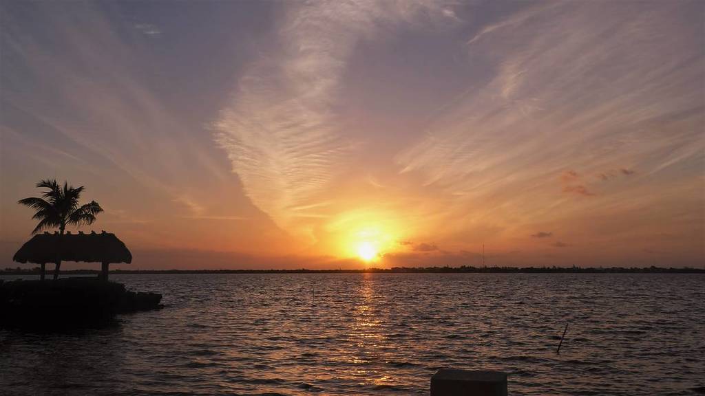 Sonnenaufgang auf Little Torch Key, Florida
