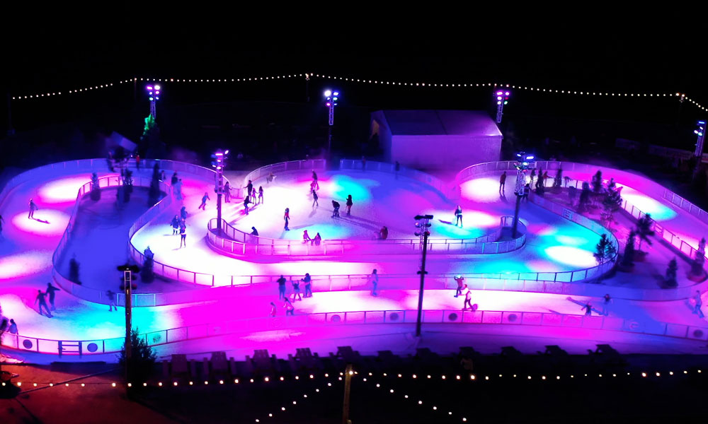 Snowcat Ridge Crystal Ribbon skating rink