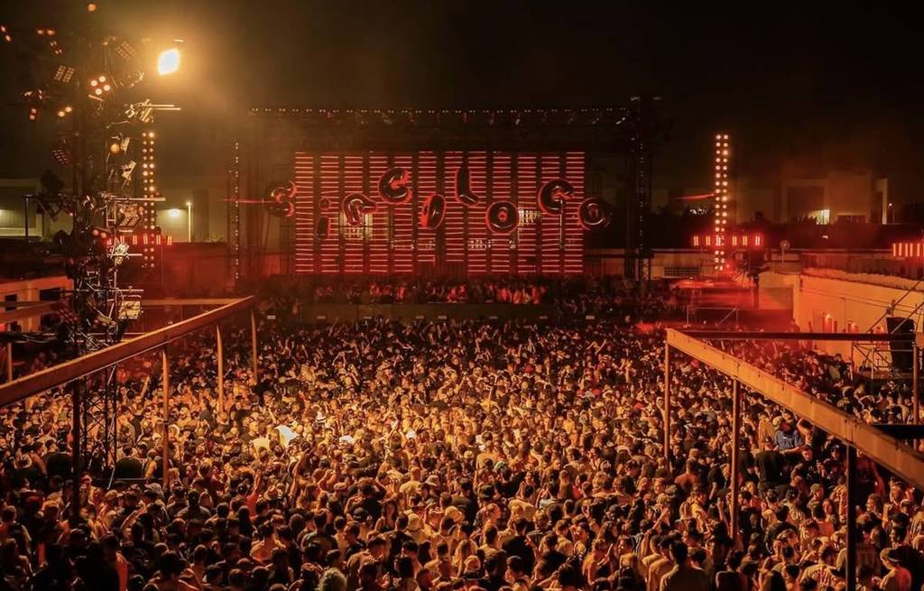 Público e palco do CircoLoco