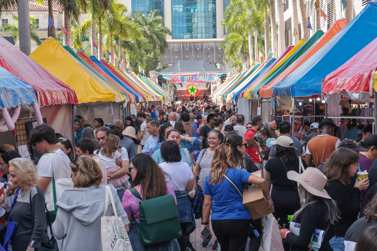 Miami Book Fair 2024. Street Fair at Wolfson Campus on Nov 24, 2024.