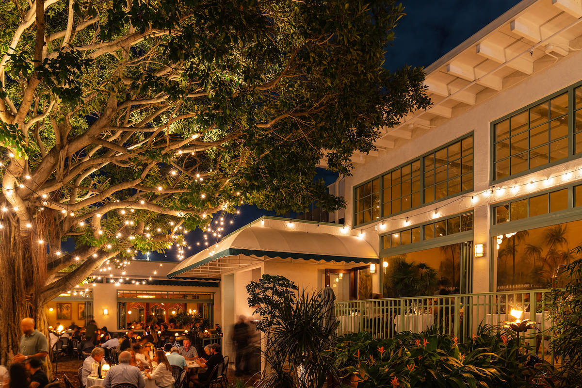 Sunny's Miami Outdoor Dining Room