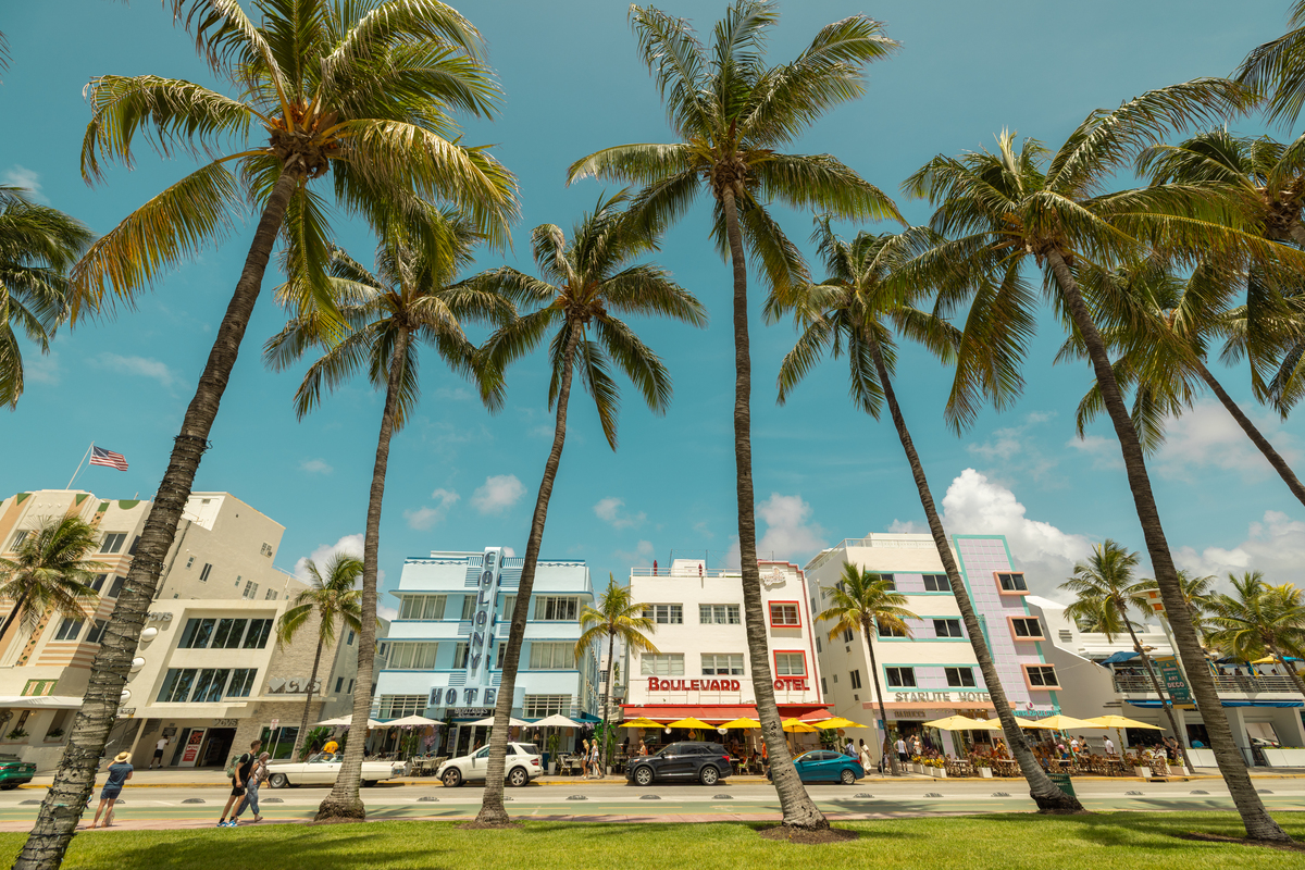Art Deco Icons - Ocean Drive - South Beach