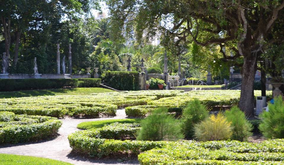 Estos lugares ocultos en Miami parecen sacados de un episodio de Bridgerton, y son perfectos para dar a tu pareja un trato de princesa.