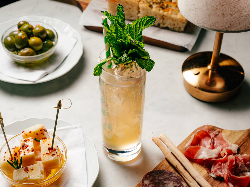 Cóctel del Mes de la Historia Afroamericana de Rosemary El Chisholm Collins