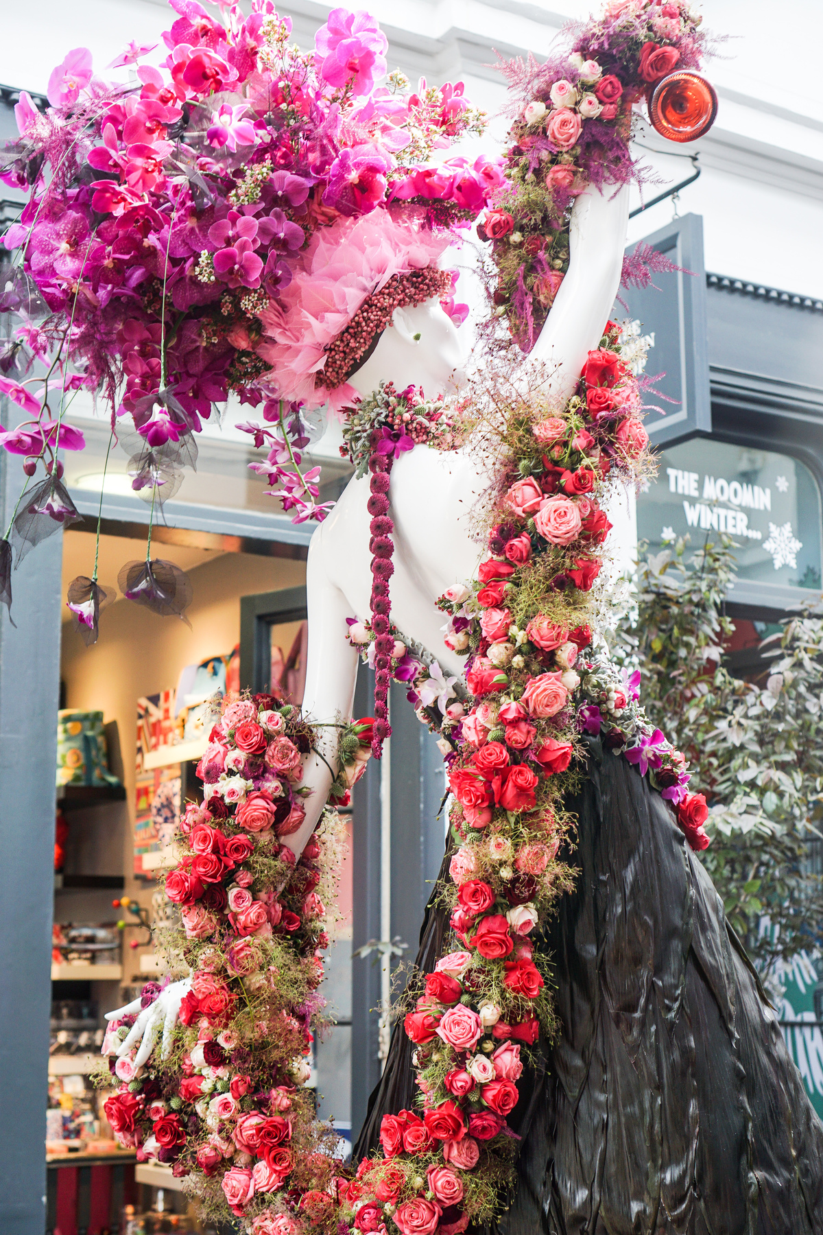 Stock Florist + Taittinger