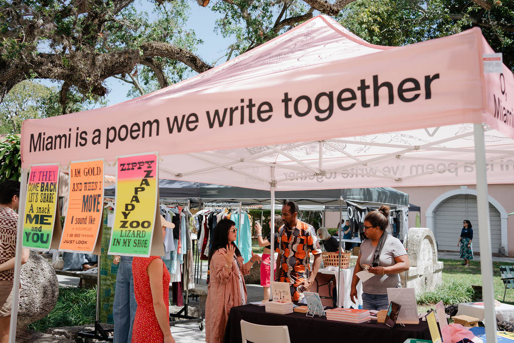 Kleidertausch & Poesie-Workshop