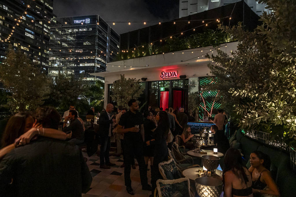 Selva rooftop