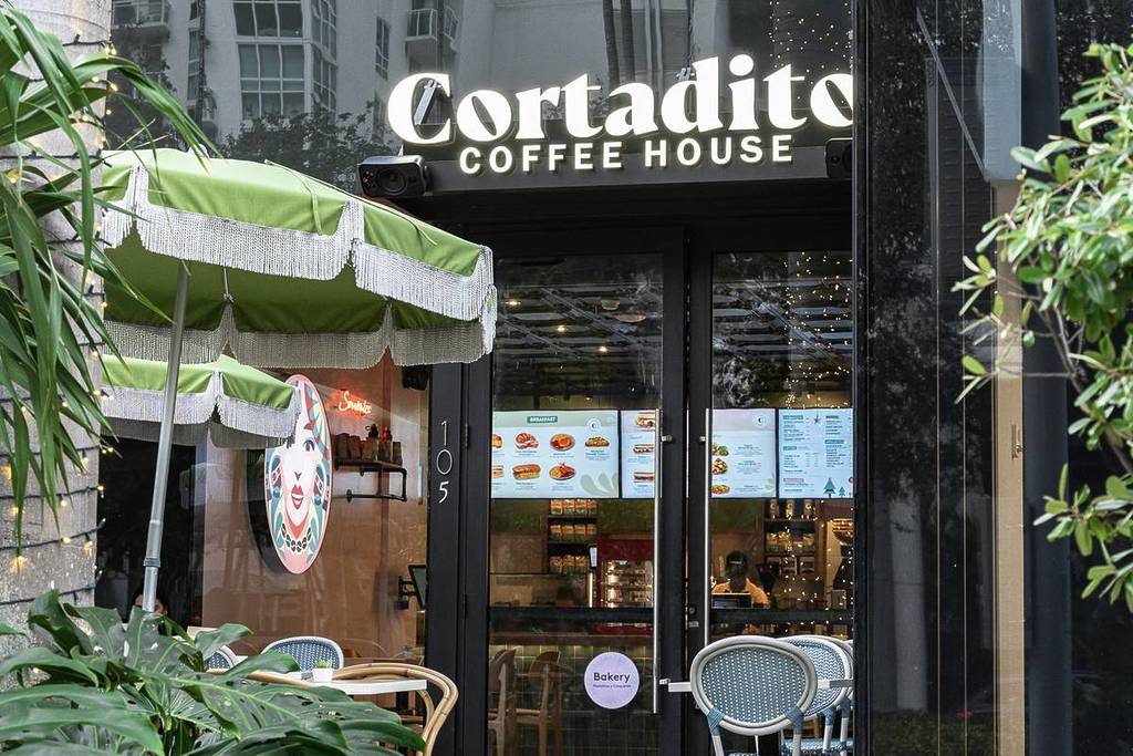 Extérieur du Cortadito Coffee House