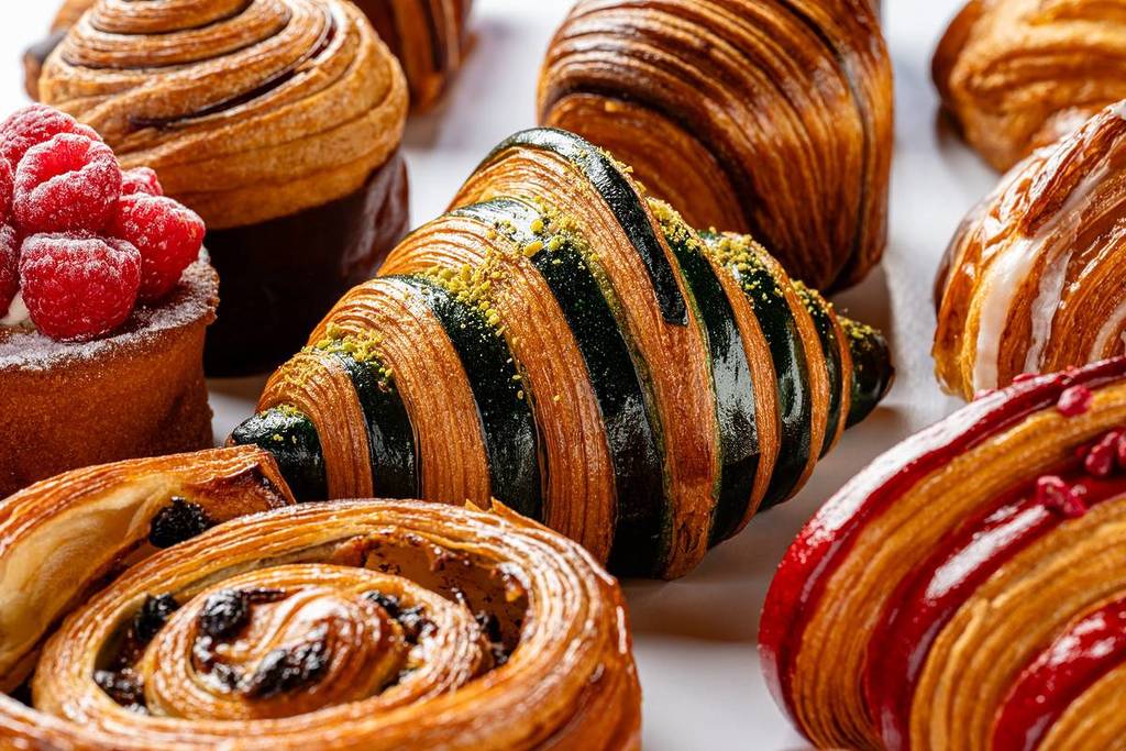 Bachour pastries