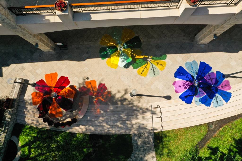 Bouquet installation by Olivier Landreville