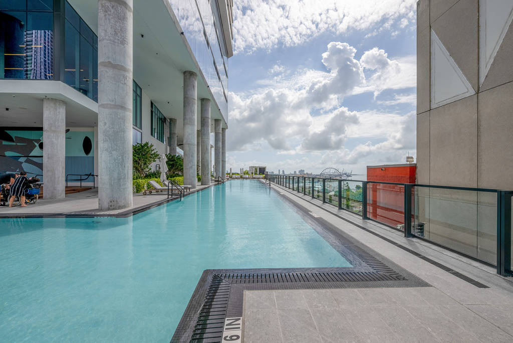 Elser Hotel and Residences Miami, antes conocido como Society Biscayne