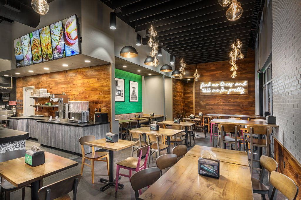 Intérieur du Lime Fresh Mexican Grill