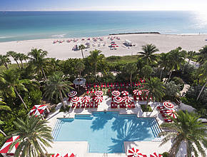 Known for its golden mammoth and oceanfront luxury, this iconic Miami Beach hotel just made Tripadvisor’s list of the 10 best in the U.S. for 2026