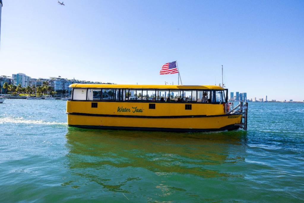 Water taxi