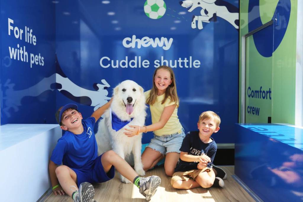Animaux de la « Comfort Crew » de la « Cuddle Shuttle » de Chewy