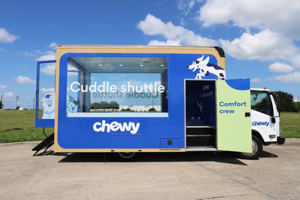 La « Cuddle Shuttle » de Chewy