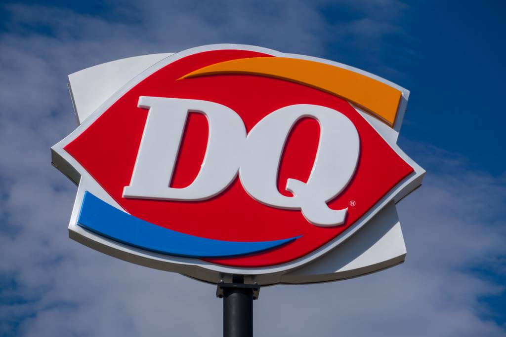 Dairy Queen signage
