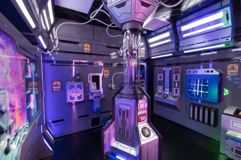 The Escape Game Cosmic Crisis