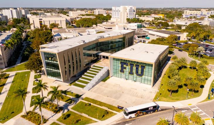 Pour la 4e année d’affilée, la seule université publique de recherche de Miami a été désignée comme l’établissement le plus performant de Floride
