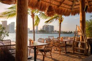 Die 15 atemberaubendsten Restaurants mit Blick aufs Wasser, die in Miami für Furore sorgen