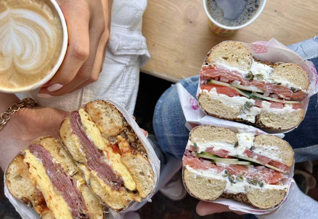 Royal Palm, Bacon Sun City und Latte