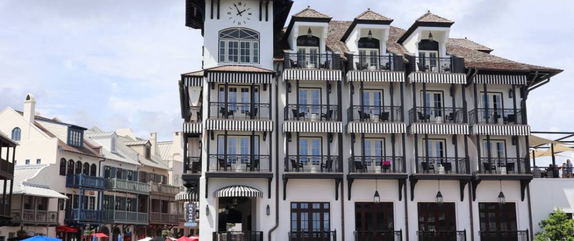 This hidden Florida gem feels like a European escape — with charming cobblestone streets, Dutch West Indies architecture and an iconic boutique hotel that steals the show