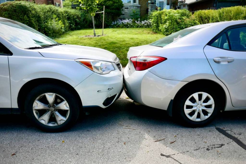 Choque entre dos coches