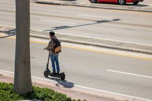 City of Miami commissioners unanimously approve ban on e-scooters and e-bikes from public sidewalks