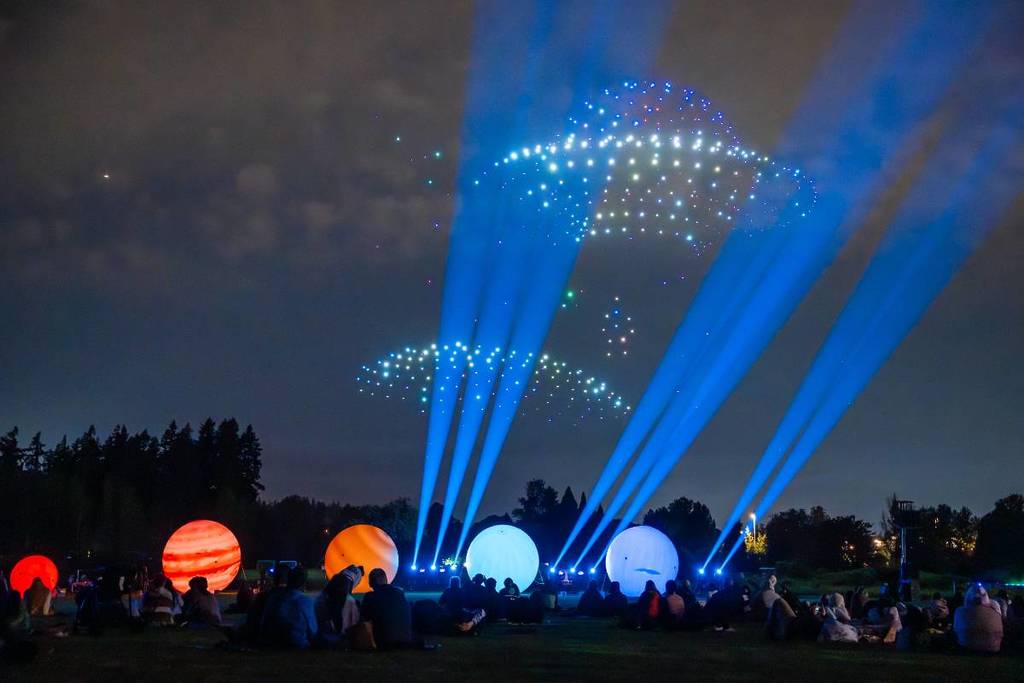 DroneArt Show: Space Chase projections
