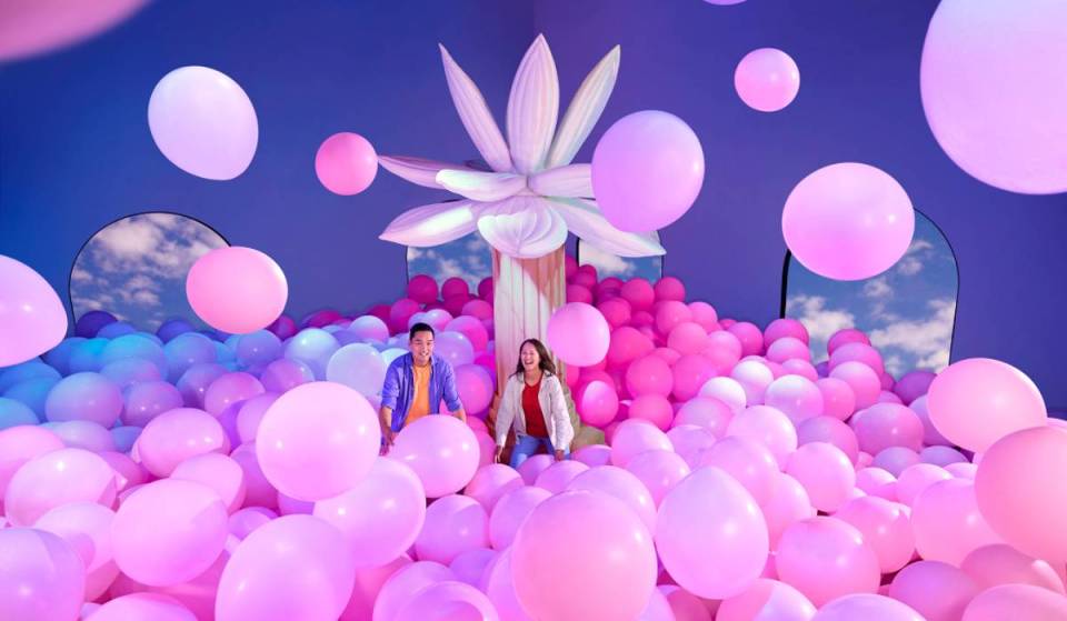 The largest mall in the U.S. is hosting a bubble-filled sensory world packed with interactive illusions, giant balloons and innovative VR tech — tickets now on sale in Minneapolis