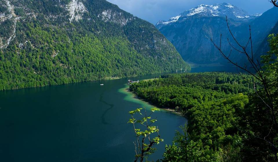 A VW Beetle has been at the bottom of a legendary lake 190 meters deep for over 60 years &#8211; in a national park 2 hours from Munich