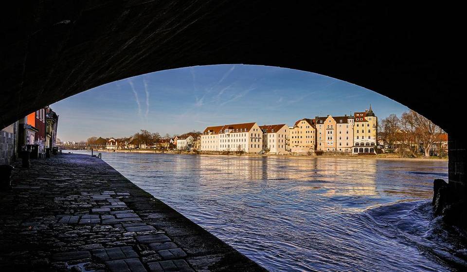 Just 90 minutes from Munich is the most beautiful old town in Germany according to Tourlane, which was the largest in the empire in the Middle Ages with 40,000 inhabitants