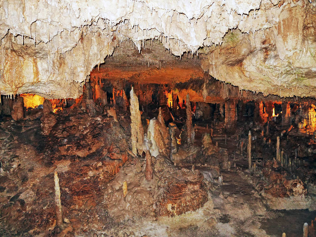 inneres der könig-otto-tropfsteinhöhle