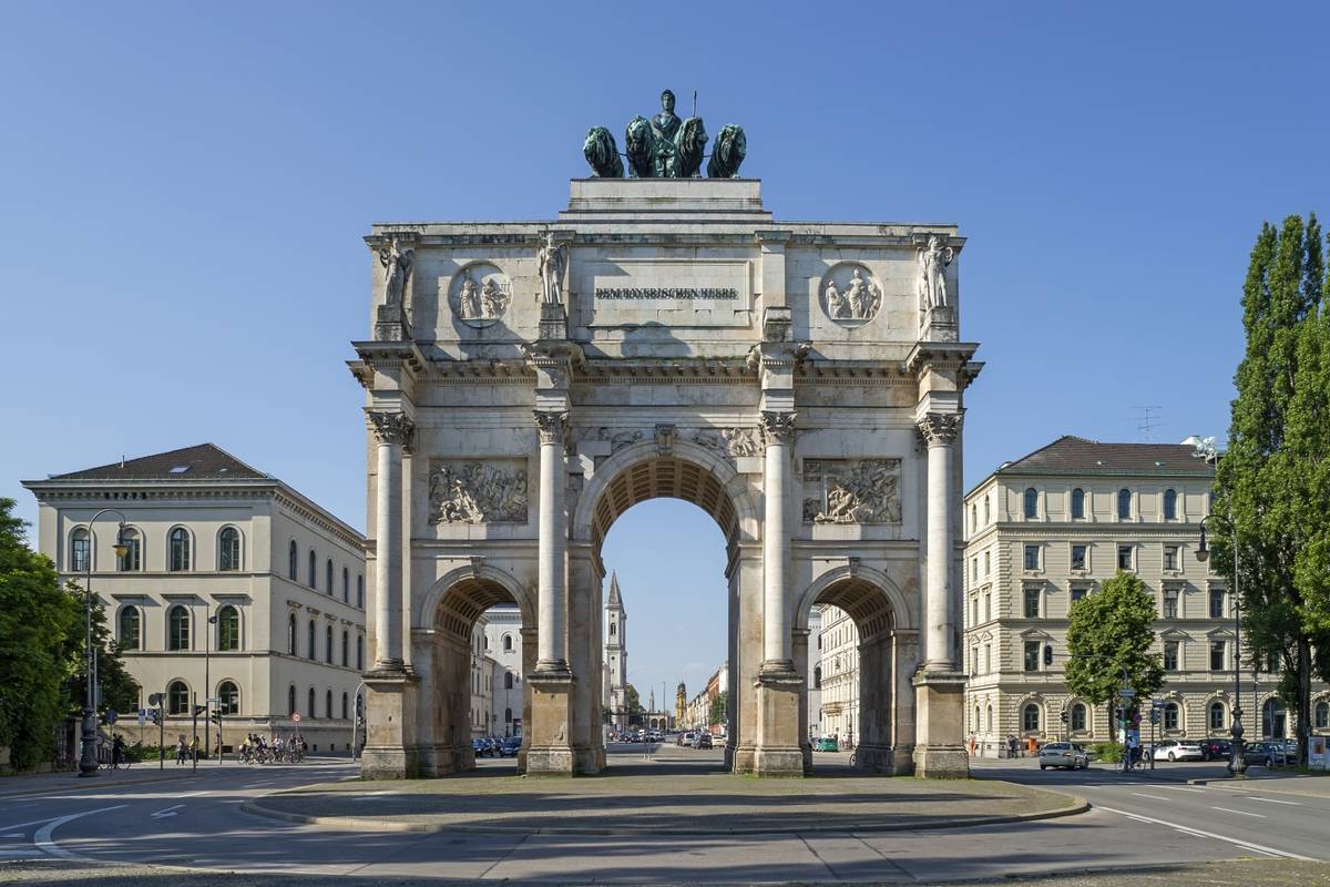 Siegestor Silvestermeile