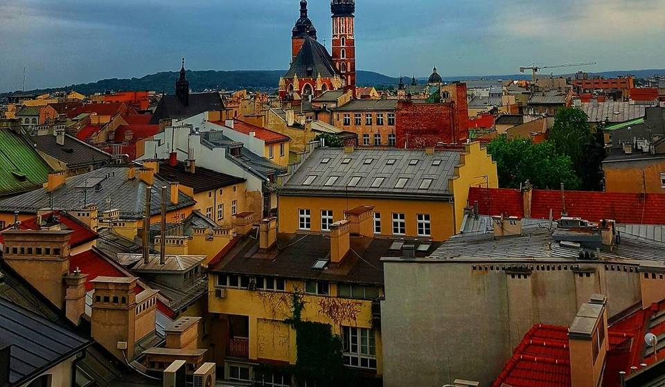 Nur 90 Minuten von München aus liegt diese mittelalterliche, UNESCO-geschützte Altstadt, die als schönste Europas gilt – mit einem 40.000 m² großen Marktplatz und über 1000 Jahren Geschichte
